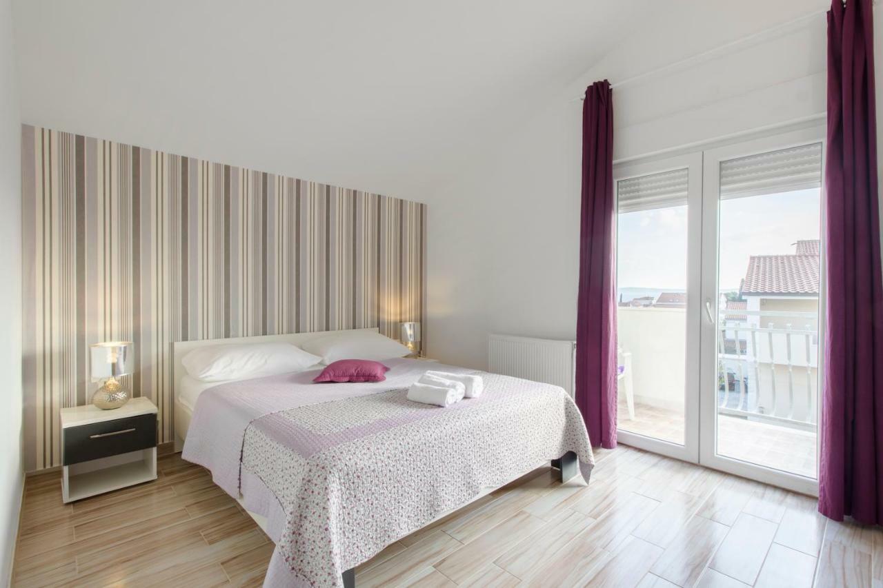 Apartmani Skelin***/**** Kaštela エクステリア 写真