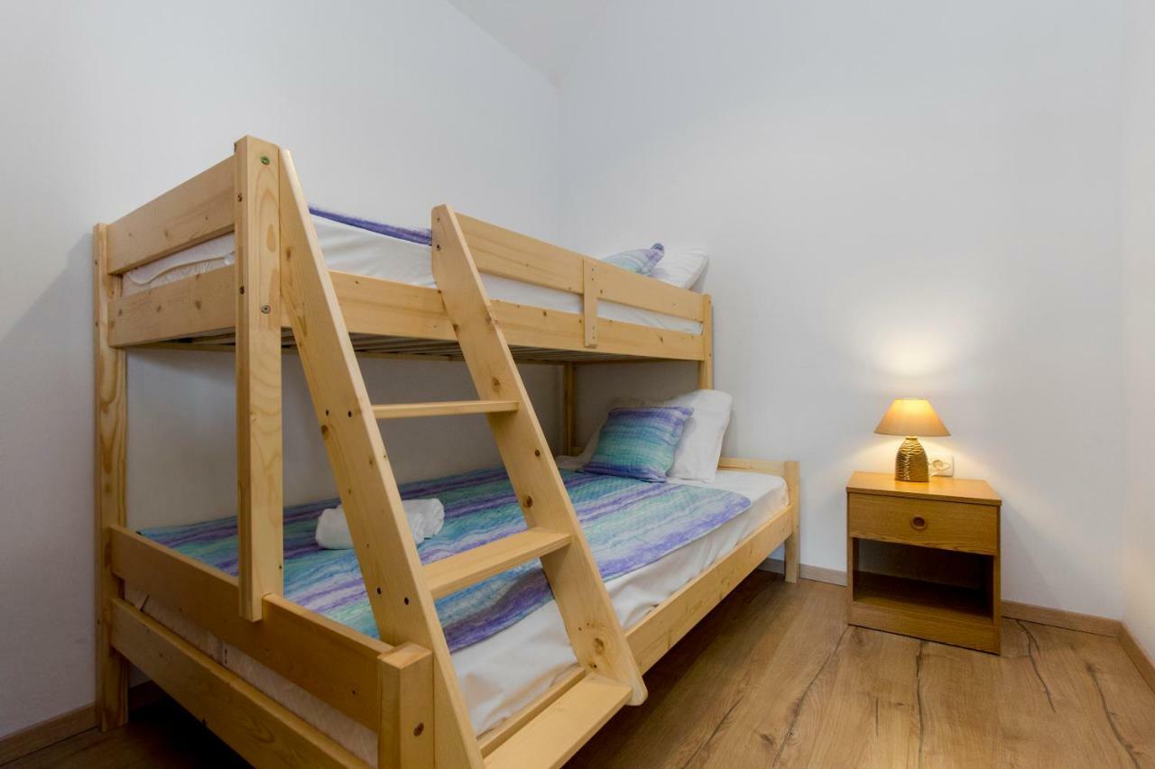 Apartmani Skelin***/**** Kaštela エクステリア 写真